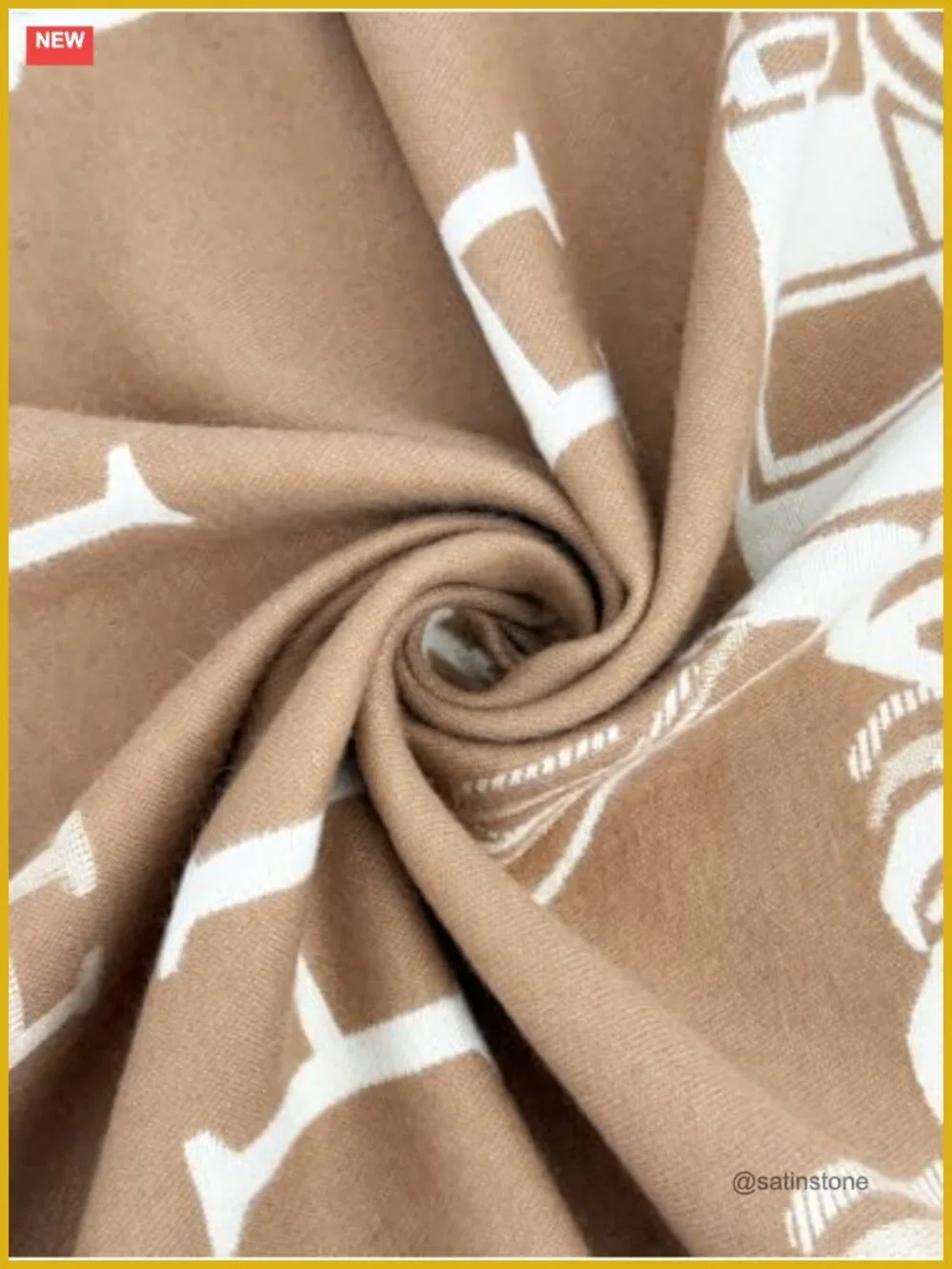 N/A reversible pashmina
